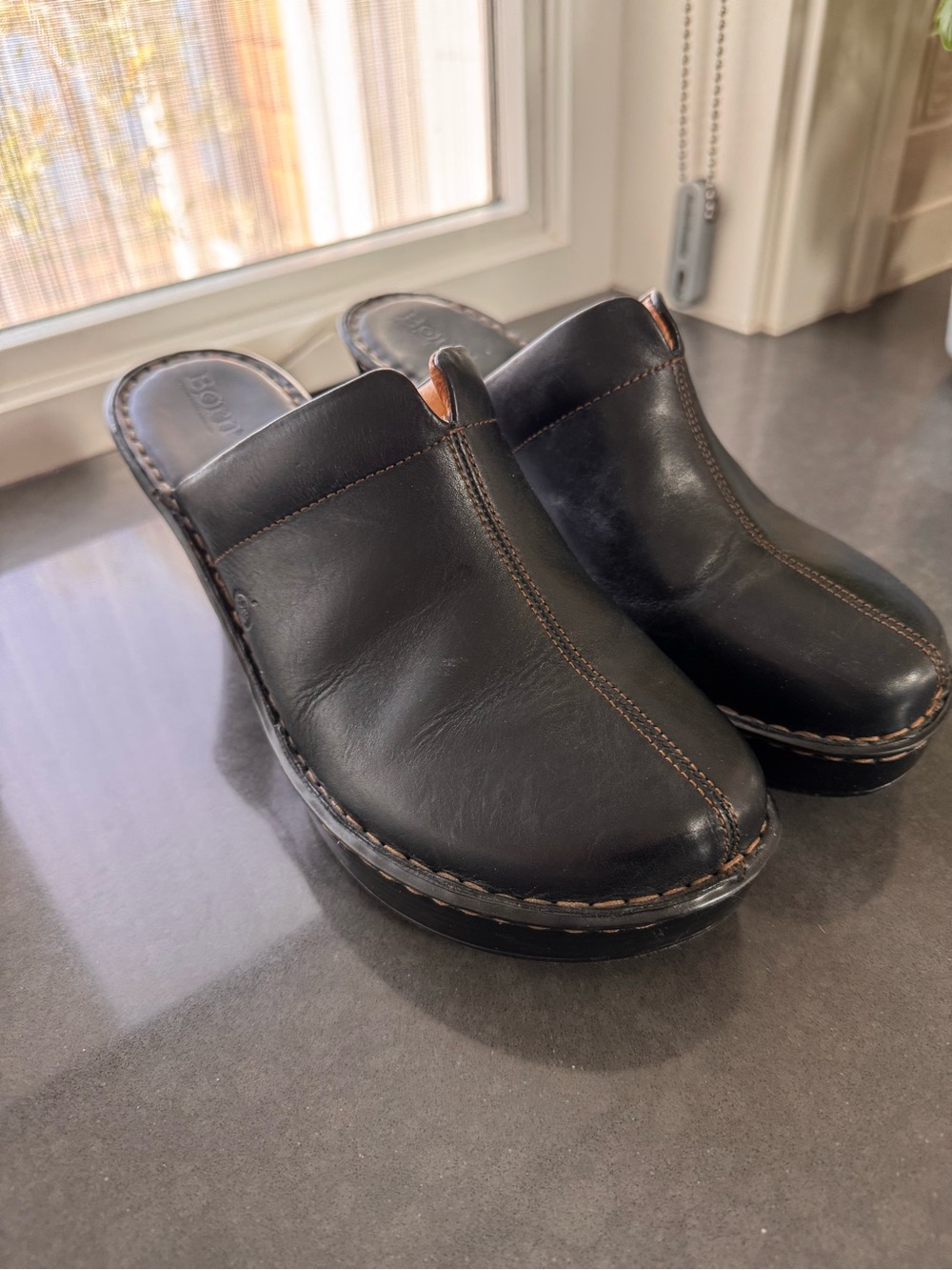 Born Black Leather Slip-On Clogs with Contrast Stitching